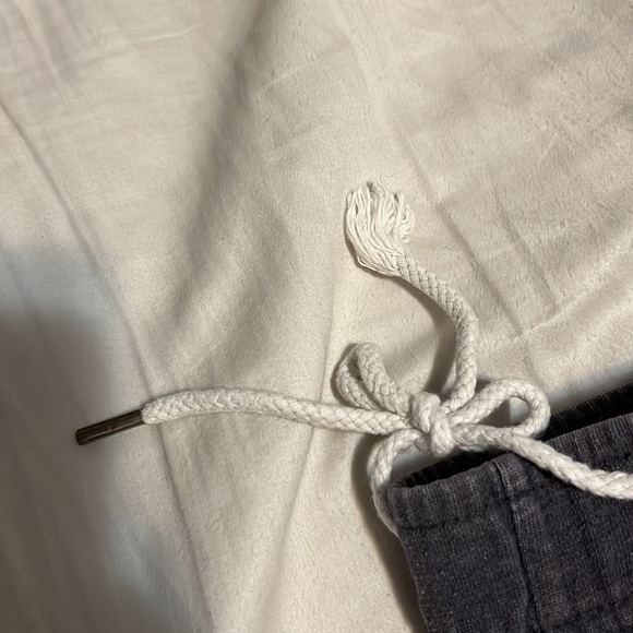 Joggers - Picture 2 of 2